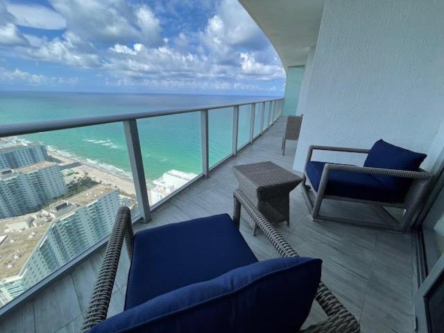 Stay At The Top With Amazing Views By Rent4Us Hollywood Esterno foto